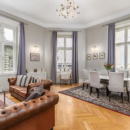 Spacious Victorian Residence By Grand Boulevard Budapest Extérieur photo