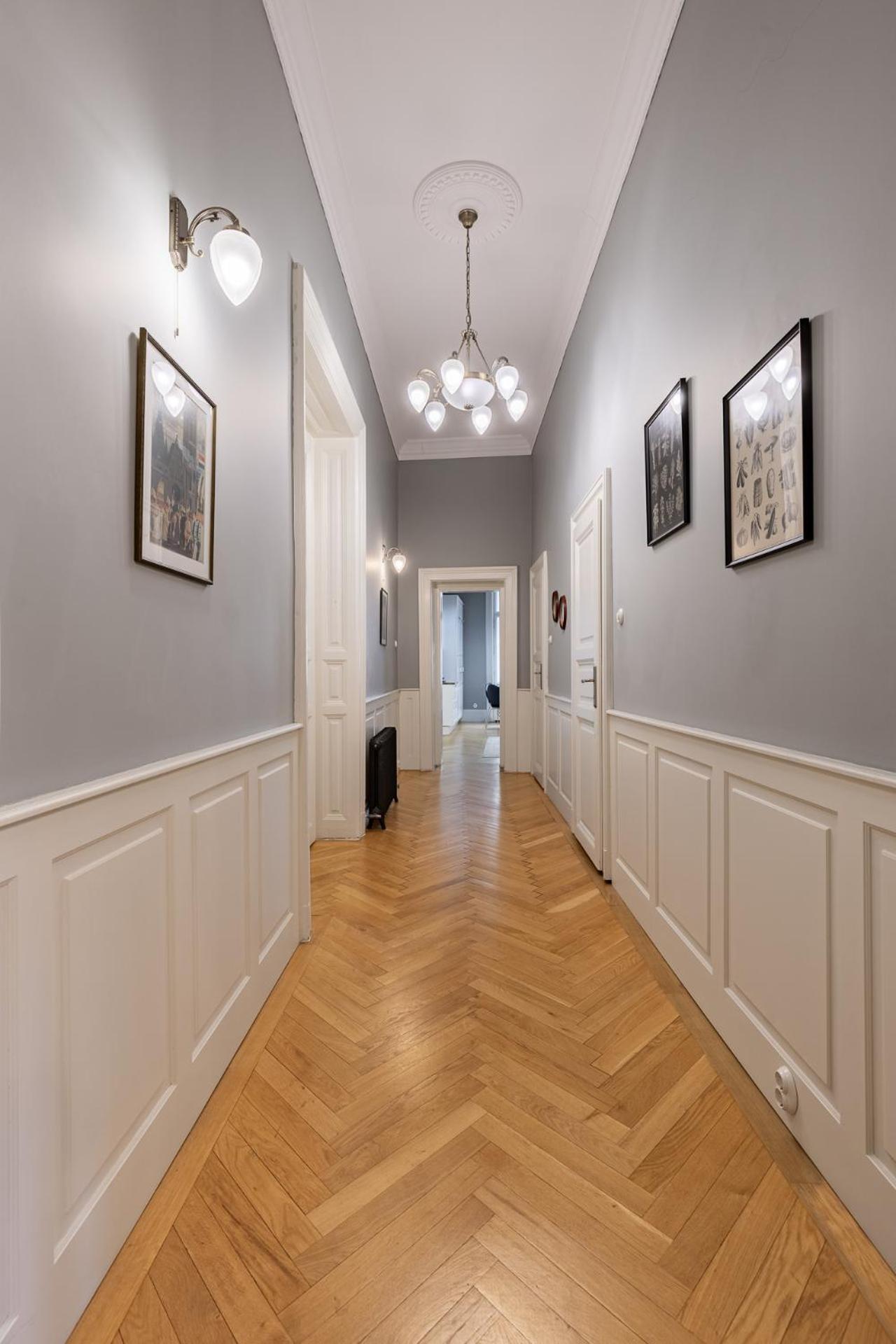 Spacious Victorian Residence By Grand Boulevard Budapest Extérieur photo